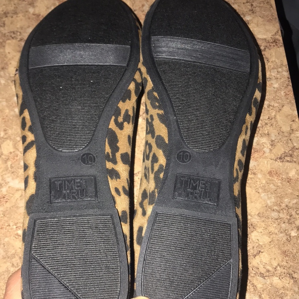 NWT Women’s Canvas Flats - Picture 5 of 6